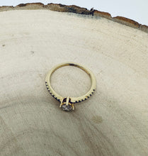 Load image into Gallery viewer, 14 ct. yellow gold ring with 0,37 tcw. diamonds