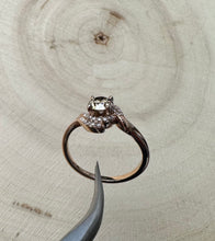 Load image into Gallery viewer, Diamondring in 14 ct. pink gold with 0,73 tcw. natural diamonds