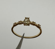 Load image into Gallery viewer, Ring in 14 ct. yellow gold with 0,39 tcw. natural diamonds.