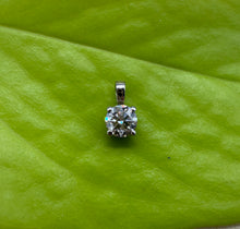 Load image into Gallery viewer, 14 ct. white gold pendant with one 0,42 ct. natural diamond
