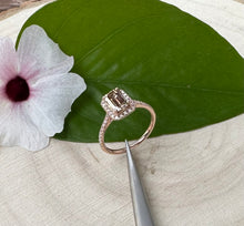 Load image into Gallery viewer, Gold ring in 14 ct. gold with 1,48 tcw. diamonds.