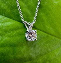 Load image into Gallery viewer, 14 ct. white gold necklace with 0,44 ct. diamond pendant