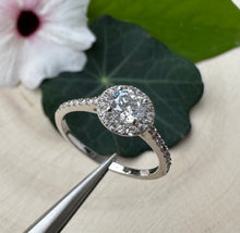 Load image into Gallery viewer, Diamondring in 14 ct. white gold with 0,84 tcw. natural diamonds