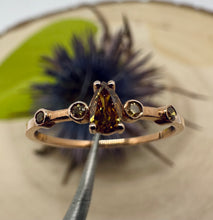 Load image into Gallery viewer, 14 ct. rose gold ring with 0,31 tcw. diamonds