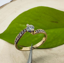 Load image into Gallery viewer, Ring in 14 ct. yellow gold with 0,37 tcw. diamonds