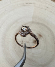 Load image into Gallery viewer, Diamondring in 14 ct. pink gold with 0,73 tcw. natural diamonds