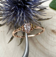Load image into Gallery viewer, 14 ct. rose gold ring with 0,25 tcw. diamonds