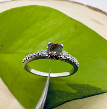 Load image into Gallery viewer, Diamondring in 14 ct. white gold with 0,83 tcw. natural diamonds