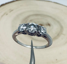 Load image into Gallery viewer, Diamondring in 14 ct. white gold with 1,13 tcw. natural diamonds