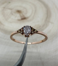 Load image into Gallery viewer, 14 ct. rose gold ring with 0,25 tcw. diamonds