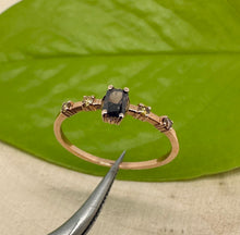 Load image into Gallery viewer, 14 ct. rose gold ring with 0,33 tcw. diamonds