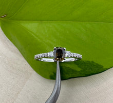 Load image into Gallery viewer, Diamondring in 14 ct. white gold with 0,83 tcw. natural diamonds