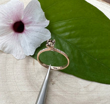 Load image into Gallery viewer, Gold ring in 14 ct. rose gold with 0,56 tcw. natural diamonds.