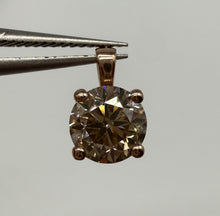 Load image into Gallery viewer, Pendant in 14 ct. rose gold holding one 0,51 ct. natural diamond