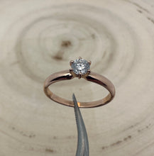Load image into Gallery viewer, Ring in 14 ct. pink gold with 0,26 ct. diamond