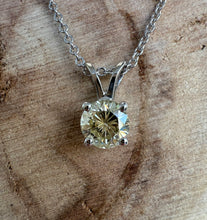 Load image into Gallery viewer, Diamond necklace in 14 ct. white gold with one 0,48 ct. natural diamond