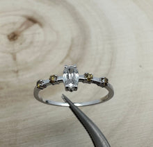 Load image into Gallery viewer, Ring in 14 ct. white gold with 0,31 tcw. diamonds