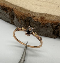 Load image into Gallery viewer, 14 ct. rose gold ring with 0,33 tcw. diamonds