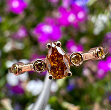 Load image into Gallery viewer, 14 ct. rose gold ring with 0,31 tcw. diamonds