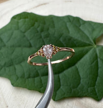 Load image into Gallery viewer, 14 ct. rose gold ring with 0,25 tcw. diamonds