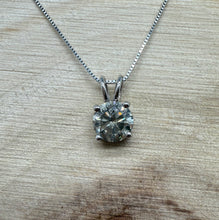 Load image into Gallery viewer, 14 ct. white gold necklace with 1,27 ct. diamond