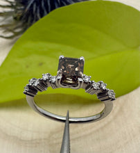 Load image into Gallery viewer, Diamond ring in 14 ct. white gold with 1,20 tcw. diamonds.