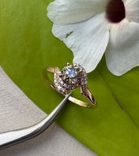 Load image into Gallery viewer, Diamondring in 14 ct. pink gold with 0,73 tcw. natural diamonds
