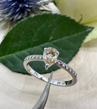 Load image into Gallery viewer, Diamondring in 14 ct. white gold with 0,54 tcw. natural diamonds