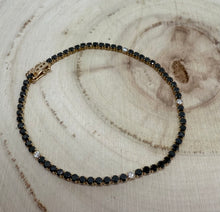 Load image into Gallery viewer, Tennis bracelet in 14 ct. gold with 3,12 tcw. diamonds