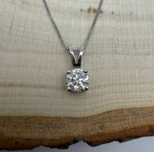 Load image into Gallery viewer, Necklace in 14 ct. white gold with 0,52 ct. diamond