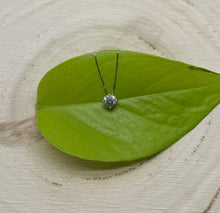 Load image into Gallery viewer, 14 ct. white gold necklace with 1,02 ct. diamond