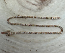 Load image into Gallery viewer, 18 ct. rose gold tennis bracelet with 1,58 tcw. diamonds