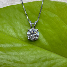 Load image into Gallery viewer, 14 ct. white gold necklace with 1,27 ct. diamond