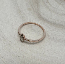 Load image into Gallery viewer, 14 ct. rose gold ring with 0,36 tcw. diamonds