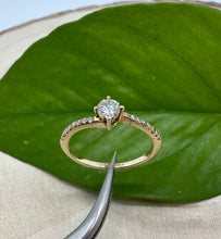 Load image into Gallery viewer, 14 ct. yellow gold ring with 0,37 tcw. diamonds