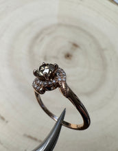 Load image into Gallery viewer, Diamondring in 14 ct. pink gold with 0,73 tcw. natural diamonds