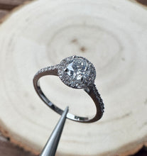 Load image into Gallery viewer, Diamondring in 14 ct. white gold with 0,84 tcw. natural diamonds