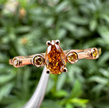 Load image into Gallery viewer, 14 ct. rose gold ring with 0,31 tcw. diamonds