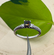 Load image into Gallery viewer, Diamondring in 14 ct. white gold with 0,83 tcw. natural diamonds
