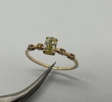 Load image into Gallery viewer, Ring in 14 ct. gold with 0,39 tcw. diamonds.
