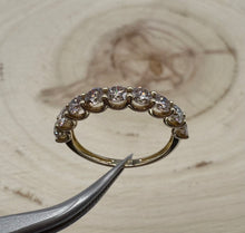 Load image into Gallery viewer, 14 ct. gold ring with 1,66 ct. natural diamonds
