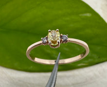 Load image into Gallery viewer, 14 ct. rose gold ring with 0,26 tcw. diamonds.
