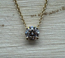 Load image into Gallery viewer, 14 ct. gold chain with 0,45 ct. natural diamond
