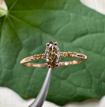 Load image into Gallery viewer, 14 ct. rose gold ring with 0,33 tcw. diamonds
