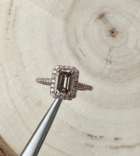 Load image into Gallery viewer, Gold ring in 14 ct. gold with 1,48 tcw. diamonds.
