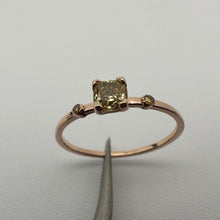 Load image into Gallery viewer, Diamond ring in 14 ct. rose gold with 0,34 tcw. diamonds.
