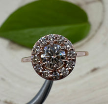 Load image into Gallery viewer, Halo ring in 14 ct. rose gold with 0,83 ct. natural diamonds

