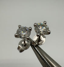 Load image into Gallery viewer, Stud earrings in 14 ct. white gold with 0,60 tcw. diamonds

