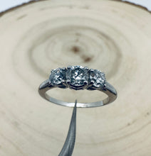 Load image into Gallery viewer, Diamondring in 14 ct. white gold with 1,13 tcw. natural diamonds
