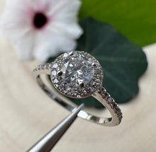 Load image into Gallery viewer, Diamondring in 14 ct. white gold with 0,84 tcw. natural diamonds
